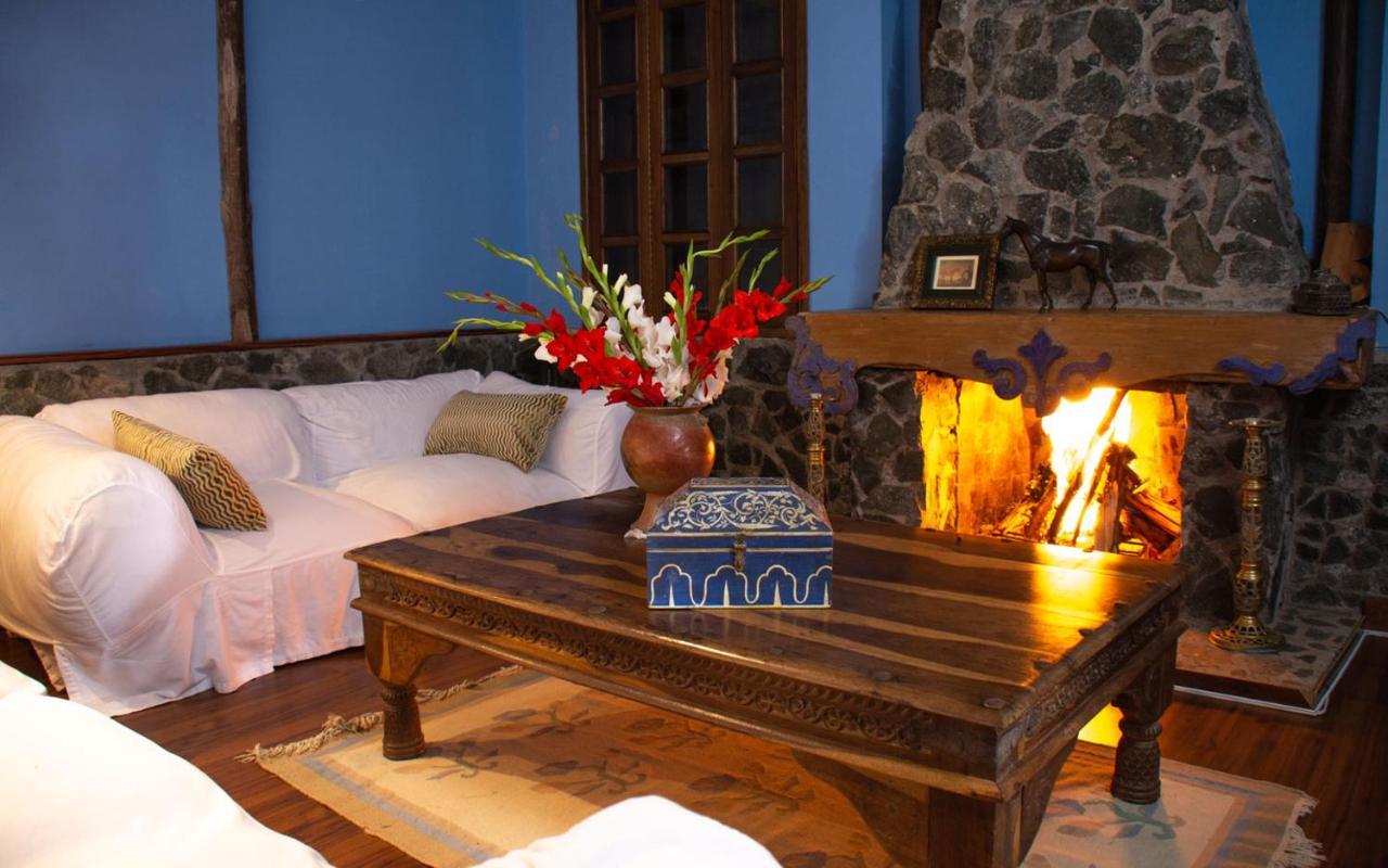 Las Mercedes Lodge Кали Экстерьер фото